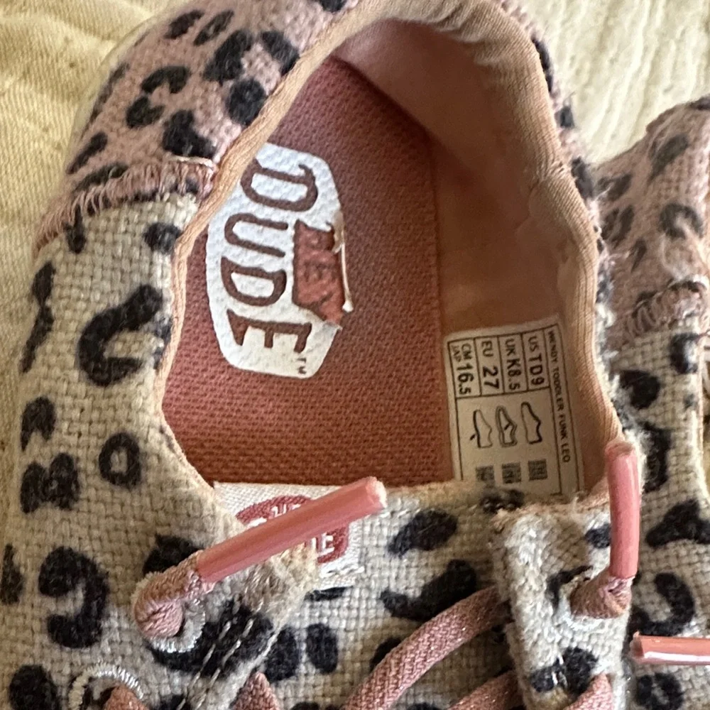 Hey Dude Leopard Print Kids Shoes - Pink and Black size toddler 9